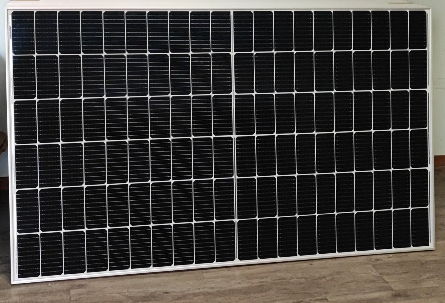 Canadian Mono 415W Solar panels